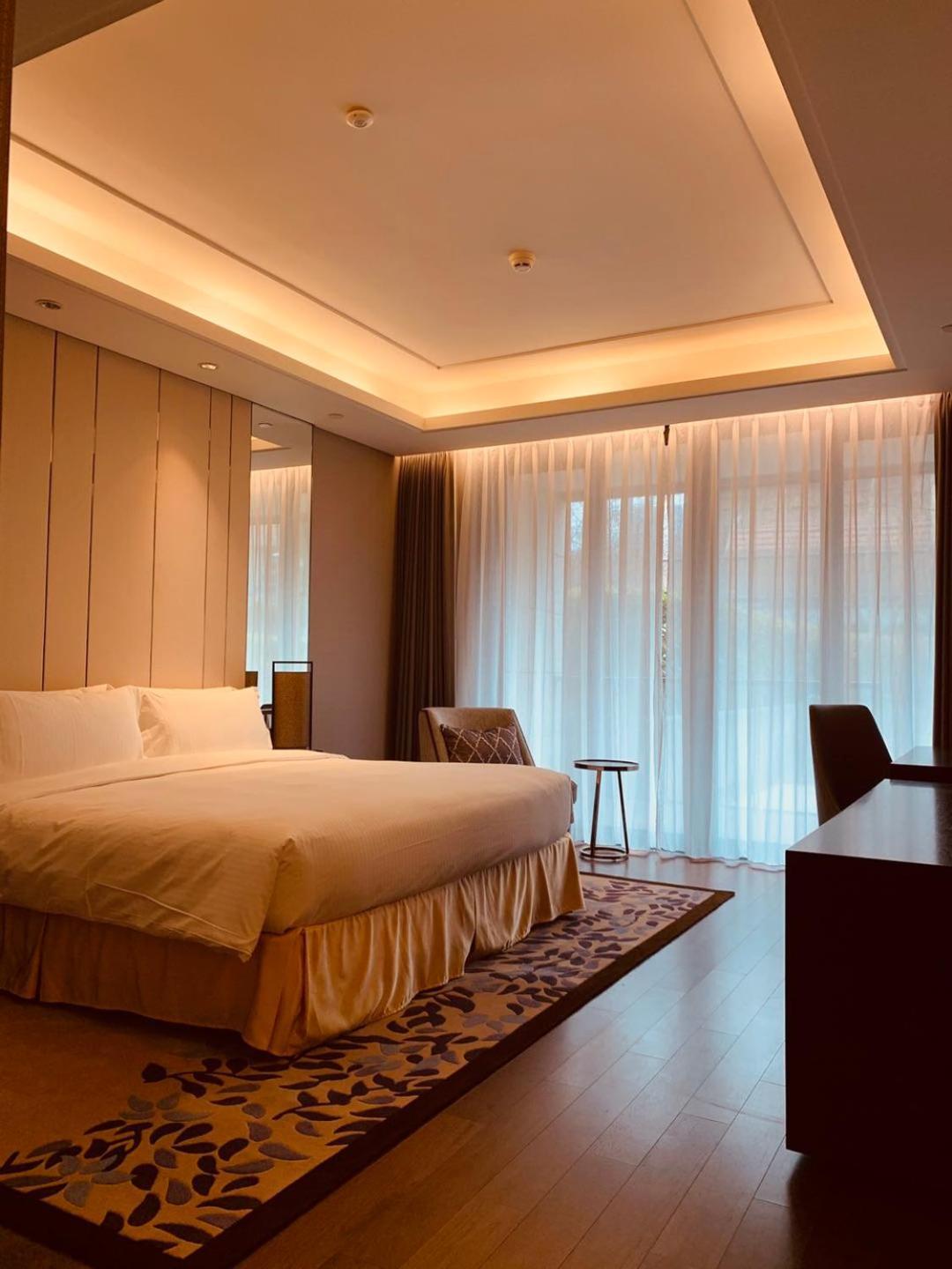 Ascott Heng Shan Shanghai Apartment Bagian luar foto